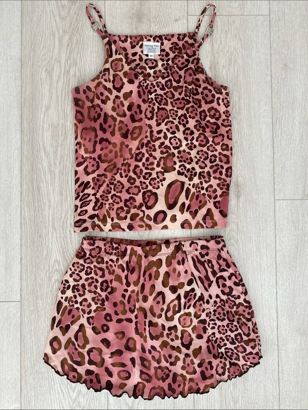 Peachy Tan Pink/brown Leopard tank & Skirt/skort size S
